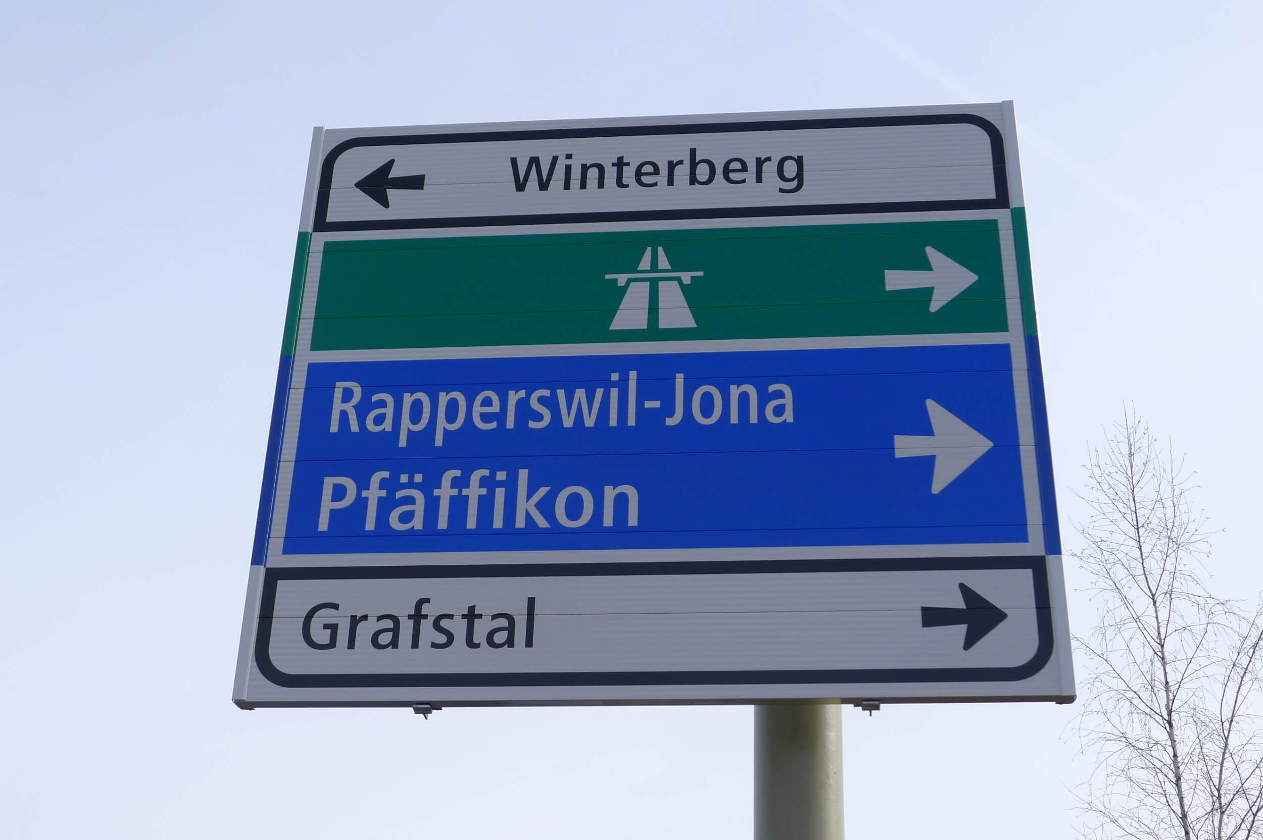 Verkehrsschilder Signale Fur Sicherheit Im Strassenverkehr