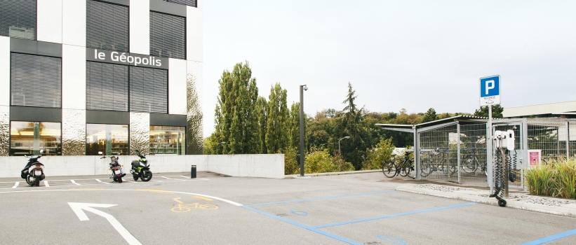 Wie man Parkplätze organisiert: ein Projekt an der Universität Lausanne